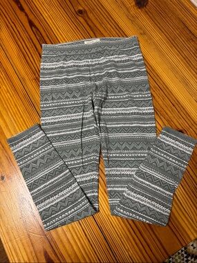 Abercrombie & Fitch Gray and White Patterned Women’s Leggings